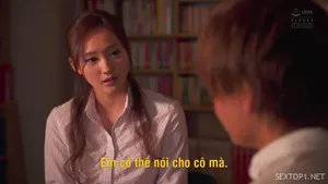 Ánh mắt khát tình của cô bạn thân dáng mướt