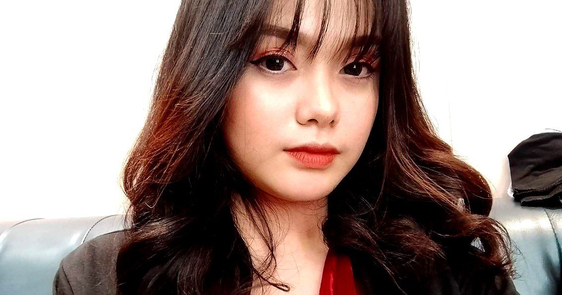 Massage nứng quá em tự tột đồ cho địt